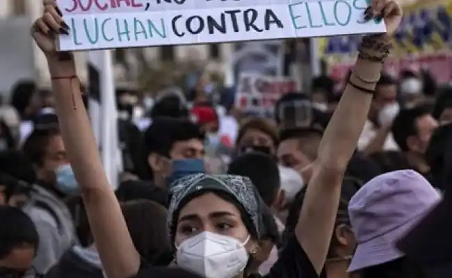 Bicentenario con aroma de mujer
