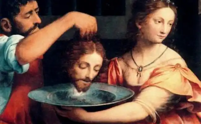 Dos intrusas en Semana Santa: Isolda y Salomé