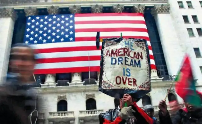 Estados Unidos: entre un pasado problemático y un futuro incierto
