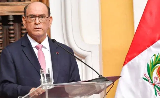 (II) Cancillería: informe 2020 contradice resolución de cese 2018