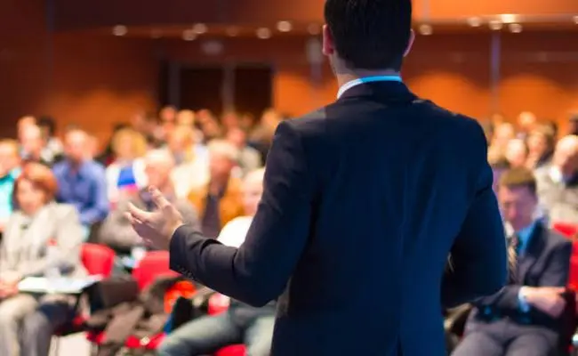 Liderazgo, entrenamiento y coaching político